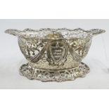 Edwardian pierced silver basket, George Nathan & Ridley Hayes, Chester 1902, with ribbon swags and