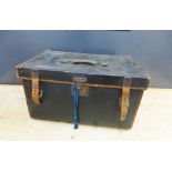 Early 20th century leather travel case, 30 x 56cm