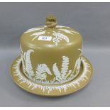 Cheese bell and stand, with fern pattern and straw finial, 32cm diameter