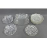 Pressed glass bowls, etc (10)