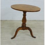 19th century mahogany pedestal table on three outswept legs, 76 x 65cm