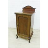 Mahogany ledgeback bedside cabinet, 92 x 44cm