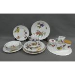 Quantity of Royal Worcester Evesham oven to table wares (170