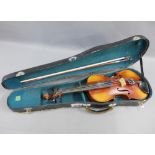 Violin complete with a bow and case (3)