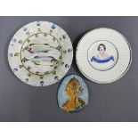18th and 19th century plates to include a pearlware plate with fish pattern within a moulded shell