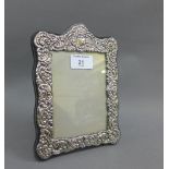 Silver plated photograph frame, 15 x 21cm