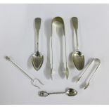 Mixed lot to include a pair of Georgian silver sugar tongs, Georgian Edinburgh silver teaspoon,