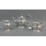 George V silver teaset, Atkin Brothers, Sheffield 1916,comprising teapot, cream jug and twin handled