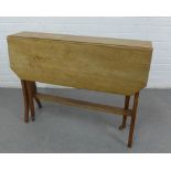 Mahognay Sutherland table, 68 x 92cm