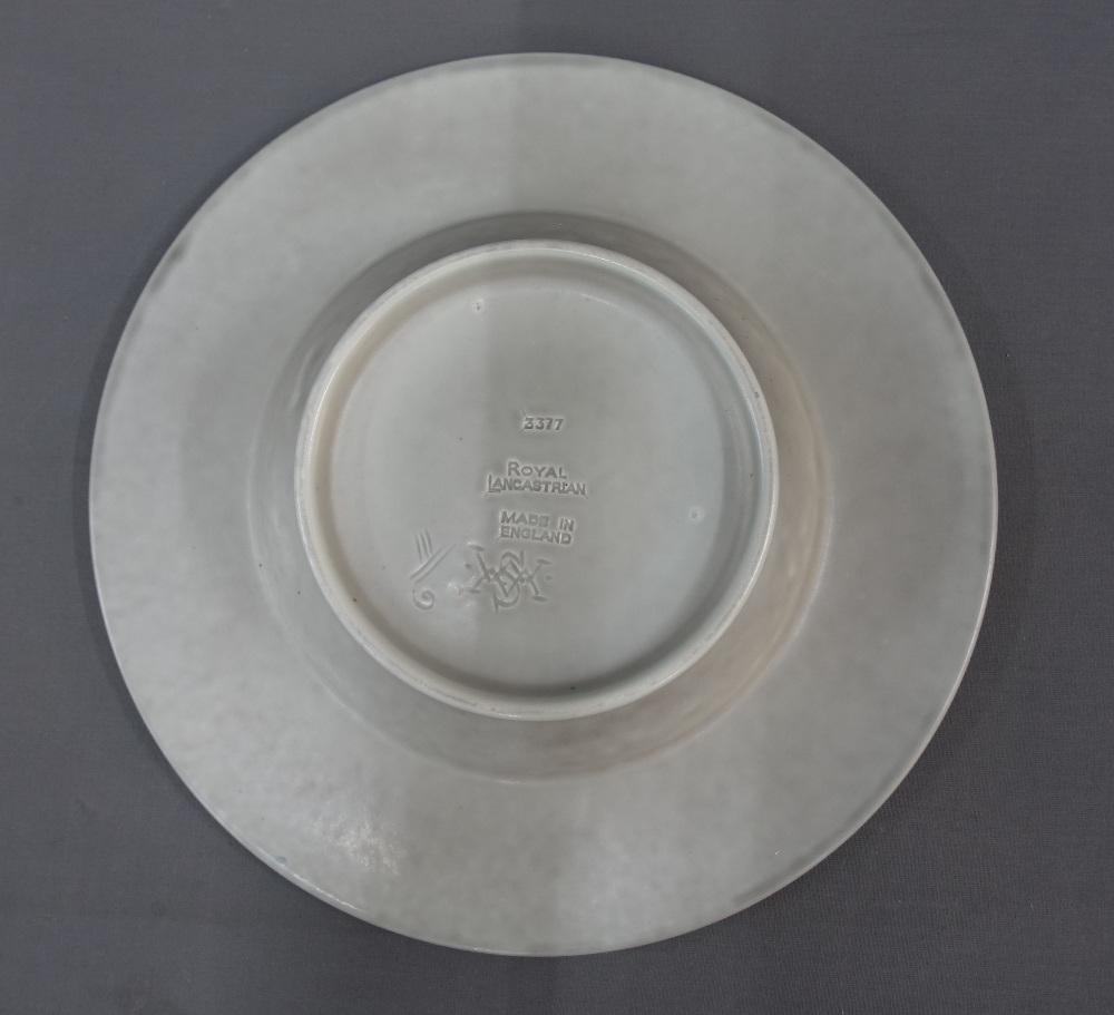 William S Mycock for Pilkingtons Royal Lancastrian, bowl with incised bird pattern, impressed - Image 2 of 3