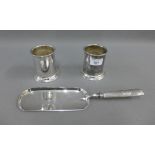 Walker & hall Epns crumb scoop and a pair of Epns beakers (3)