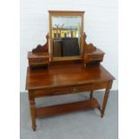 Mahogany dressing table, 145 x 107cm