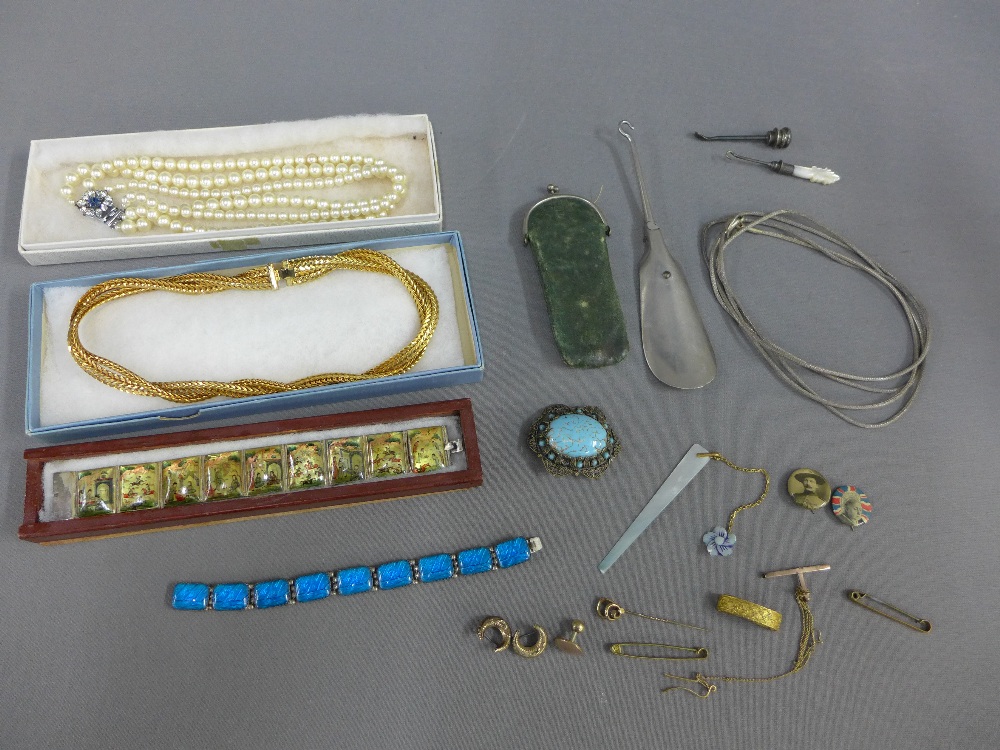 Mixed lot to include white metal bracelet with mother of pearl panels, turquoise brooch, bracelet,