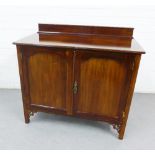 Mahogany ledgeback cabinet with pair of panelled doors 85 x 92cm