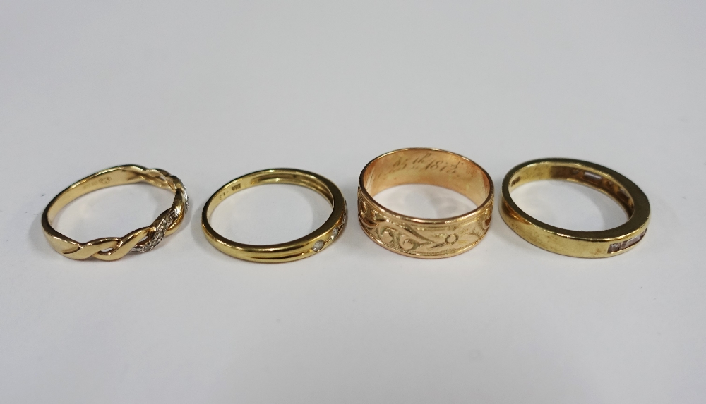 A collection of six 9ct gold rings and another unmarked yellow metal ring (7) - Image 3 of 7