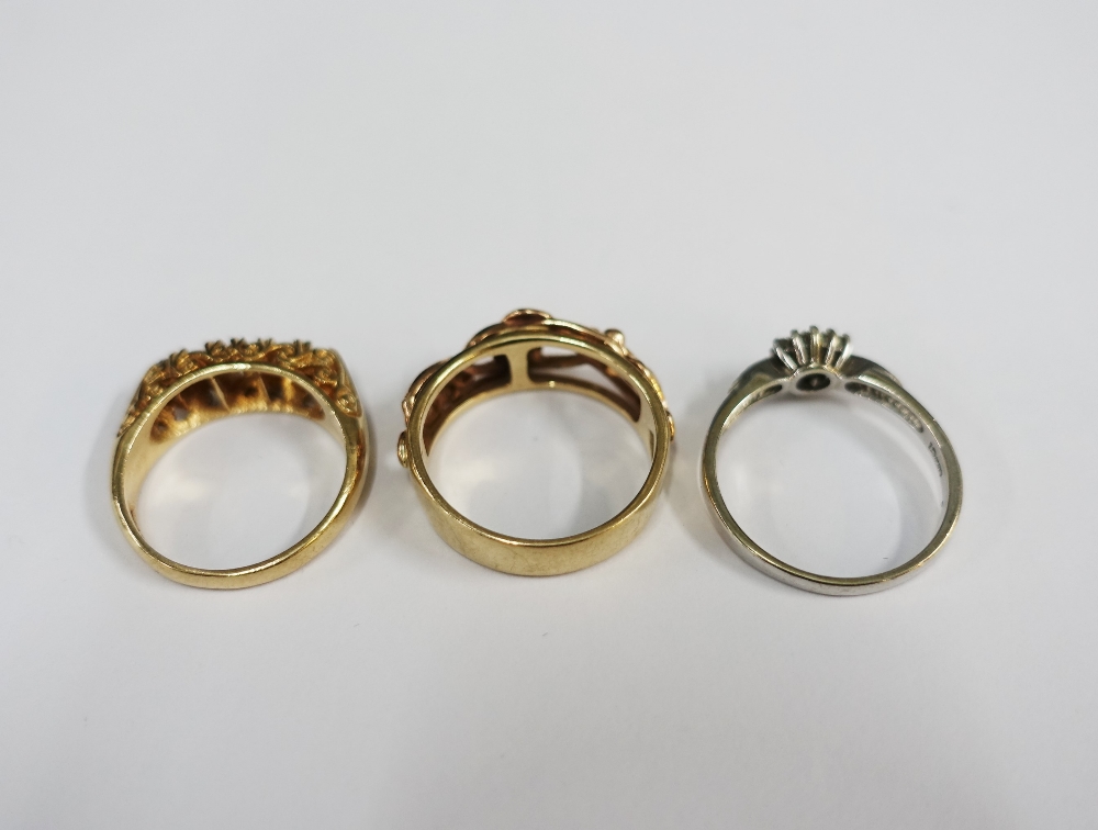 A collection of six 9ct gold rings and another unmarked yellow metal ring (7) - Image 7 of 7