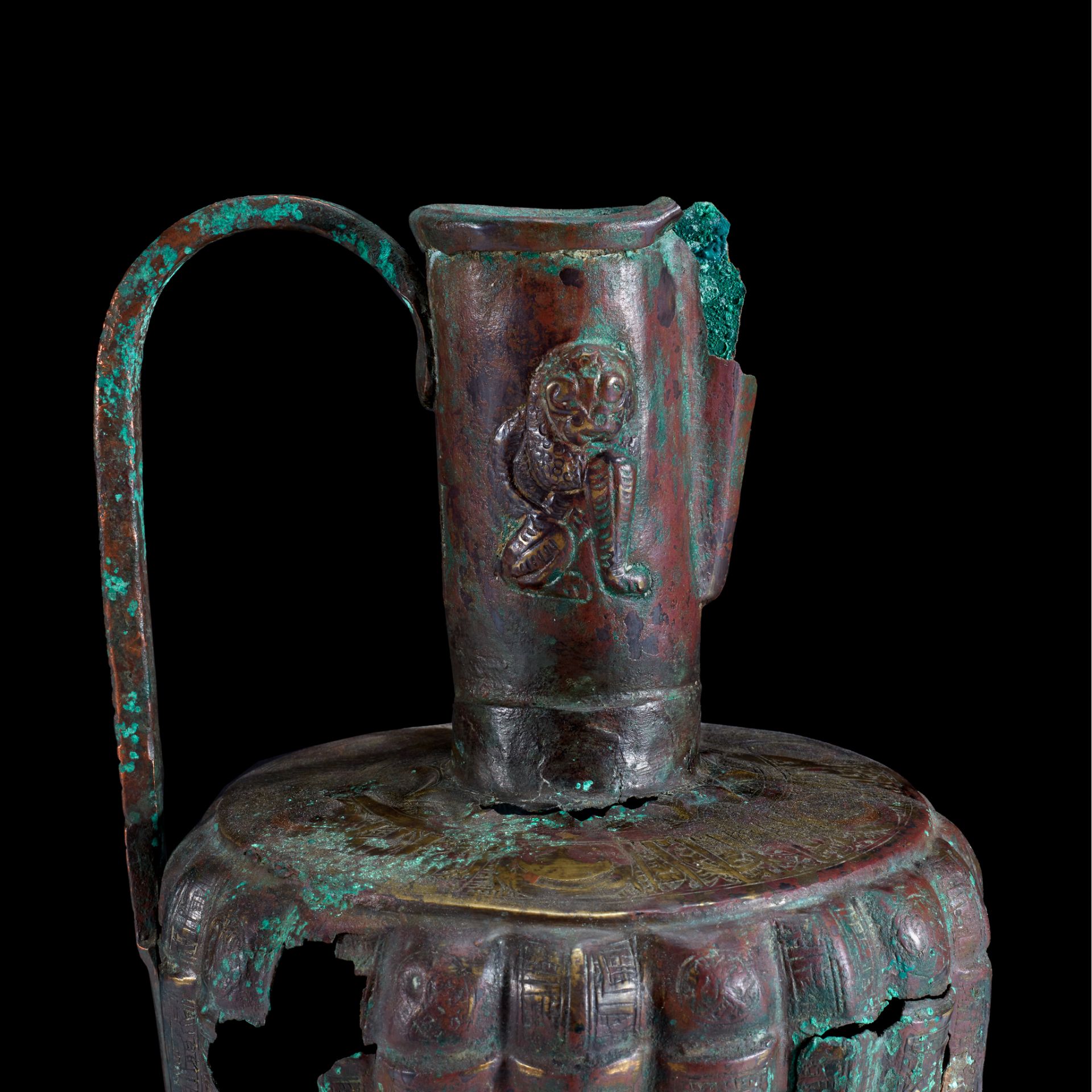 A Khorasan bronze ewer - Bild 2 aus 4