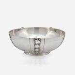 An American sterling silver serving bowl, Tiffany & Co., New York, early 20th century