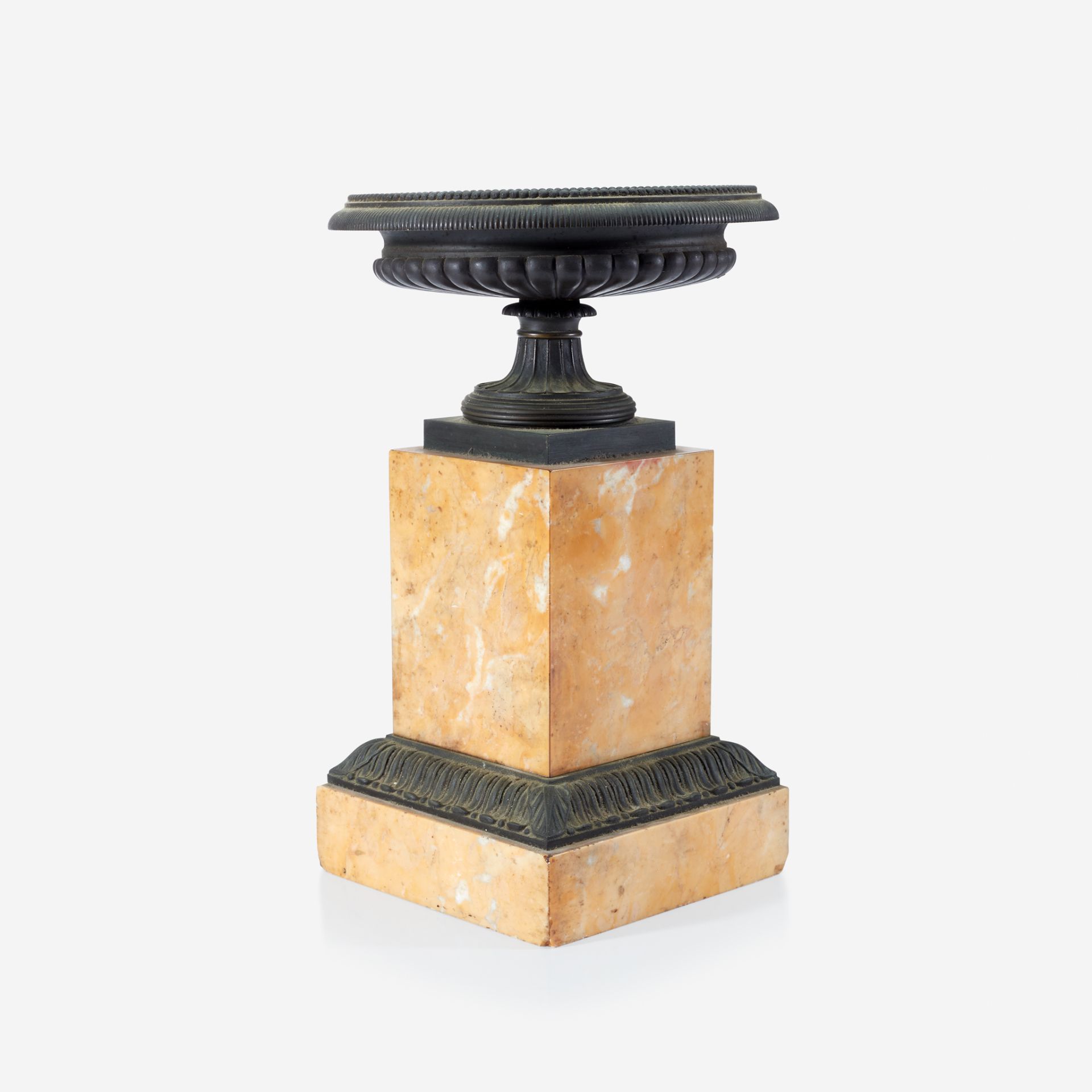 A Grand Tour patinated bronze campana urn on Siena marble pedestal, 19th century - Image 2 of 2