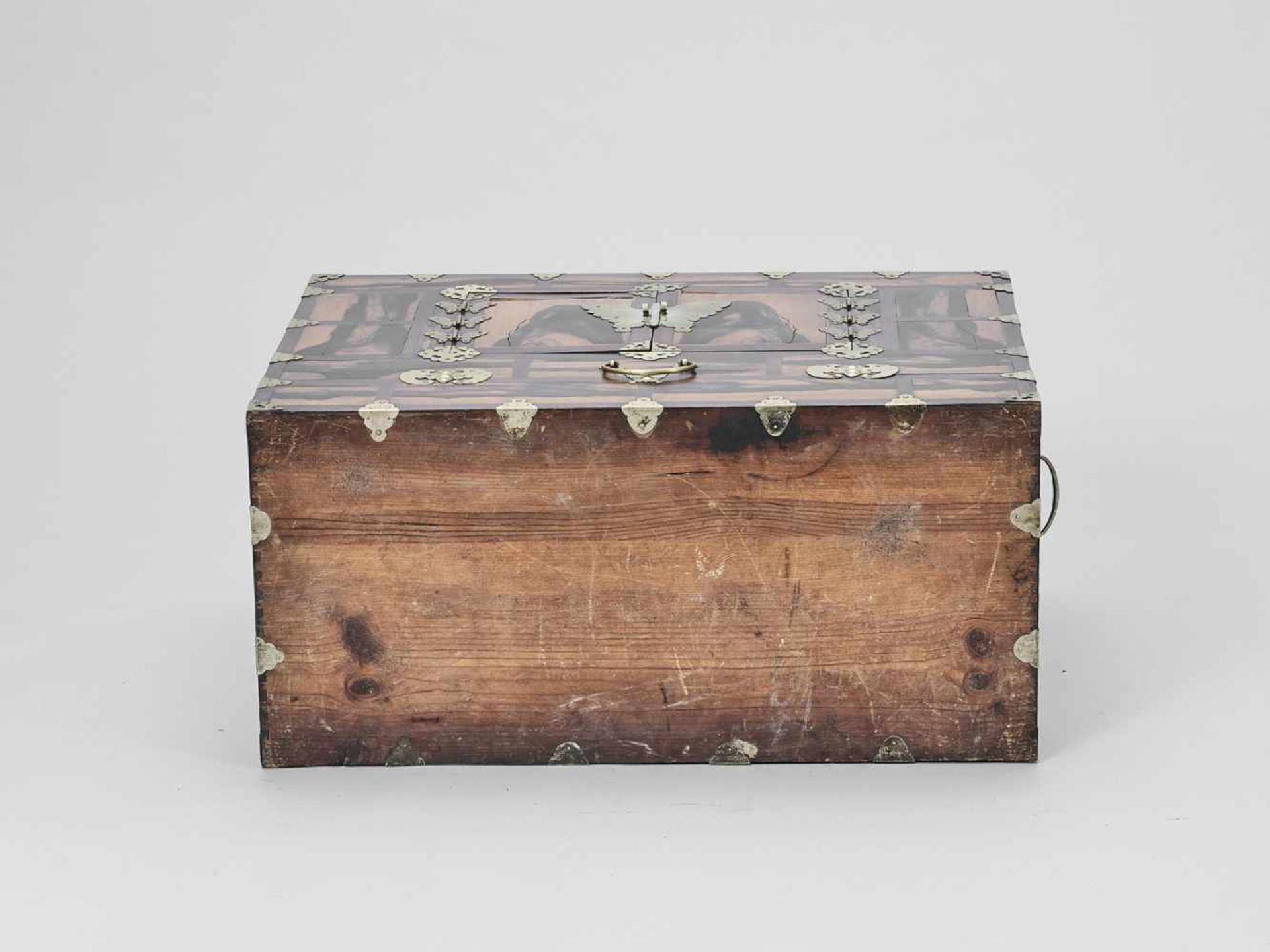 A KOREAN PORTABLE ‘DOUBLE ’ CABINET, LATE 19th CENTURY <br - Image 7 of 7