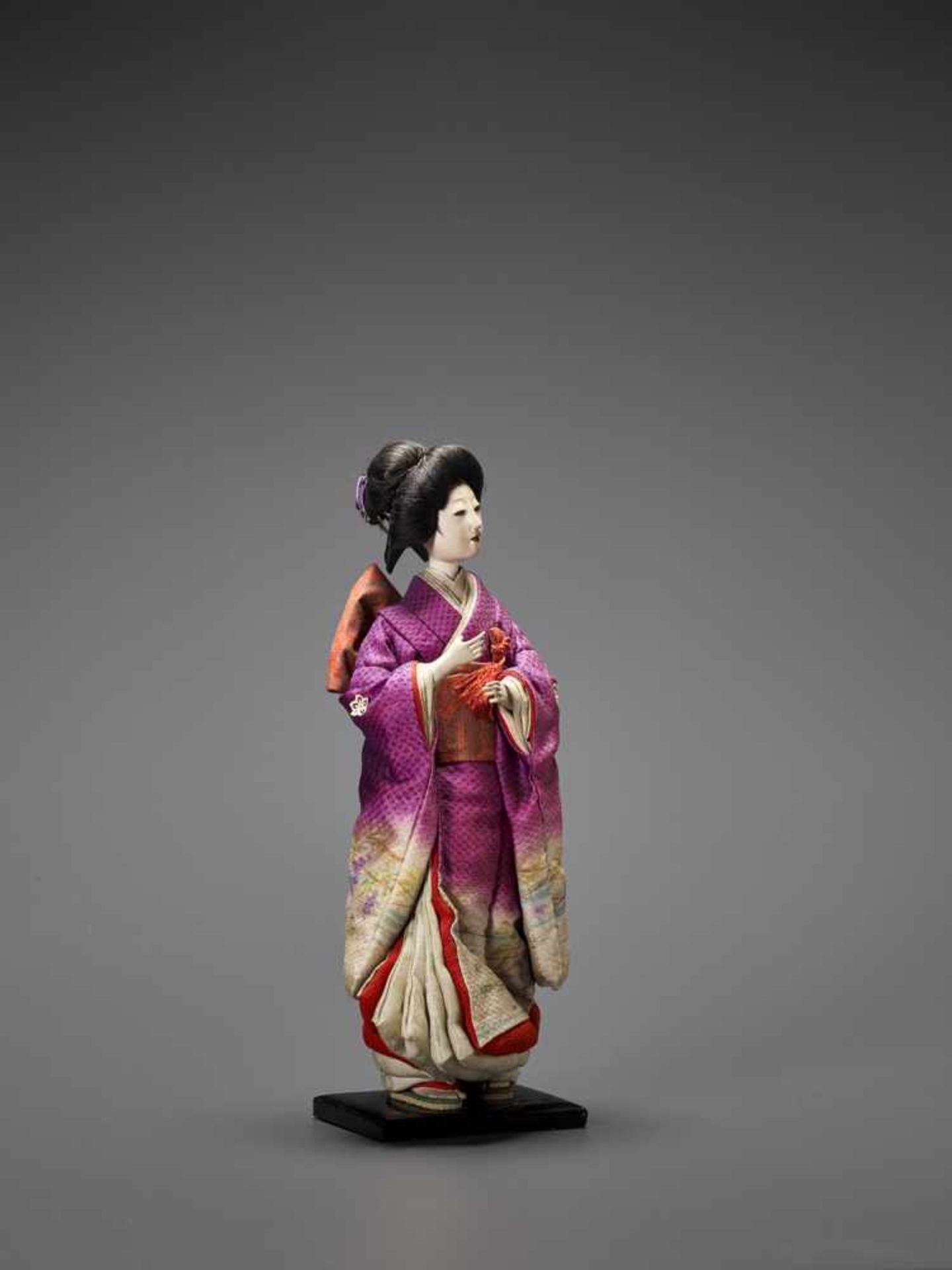 A FABRIC DOLL OF A GEISHA - Image 9 of 10