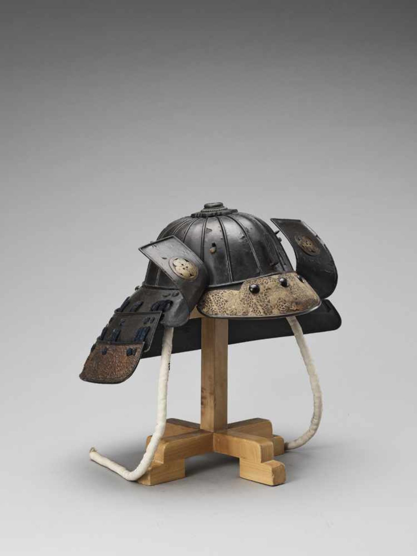 AN IRON KABUTO (HELMET) - Image 6 of 8