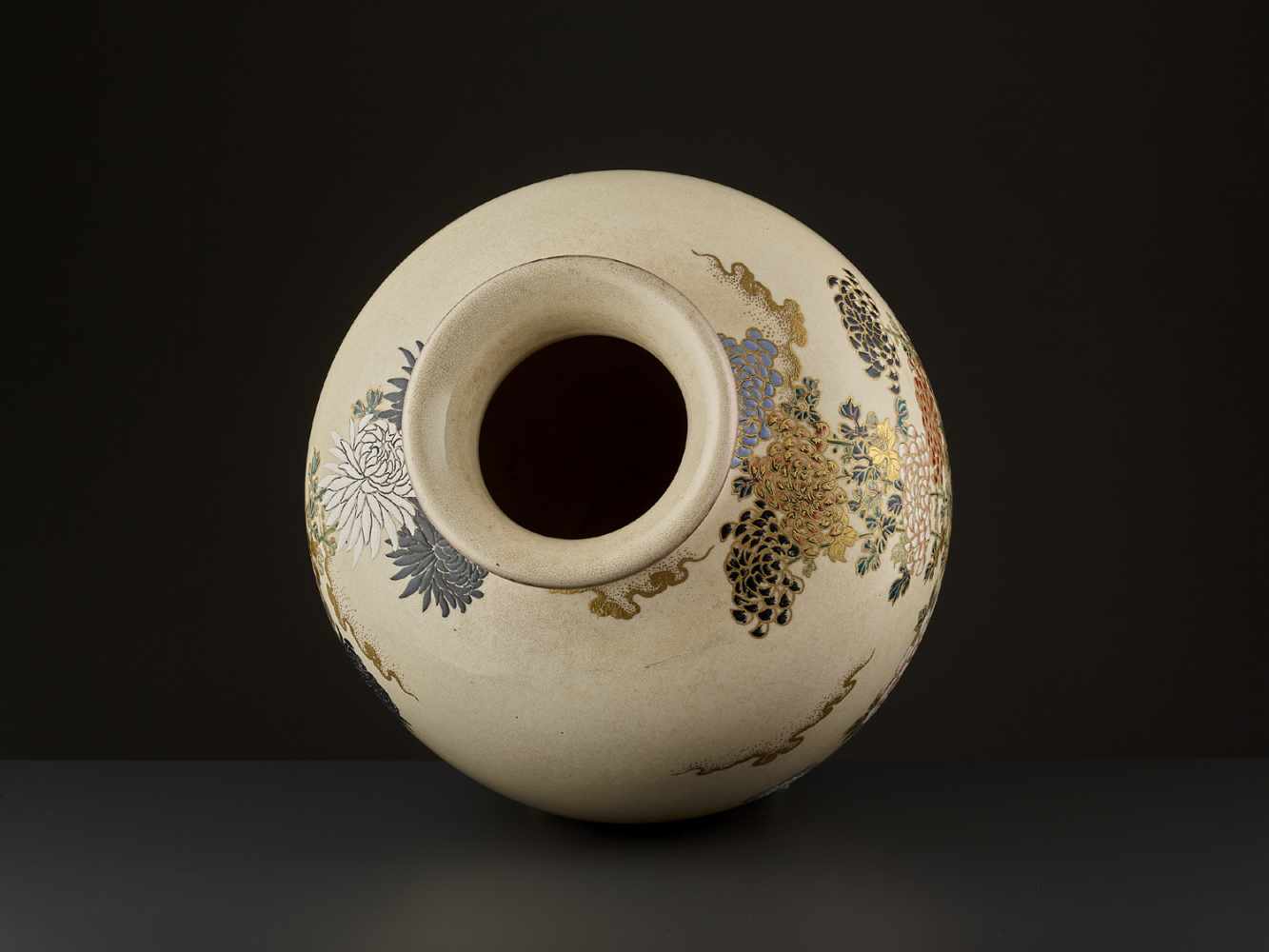 VERY LARGE SATSUMA CHIKUSAI VASE - Image 10 of 12