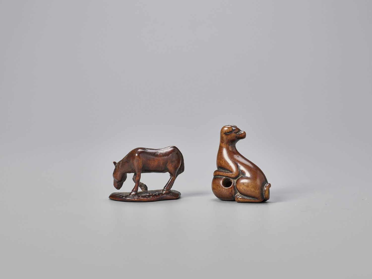 TWO WOOD NETSUKE OF A HORSE AND A DOG WITH BALL - Image 3 of 5