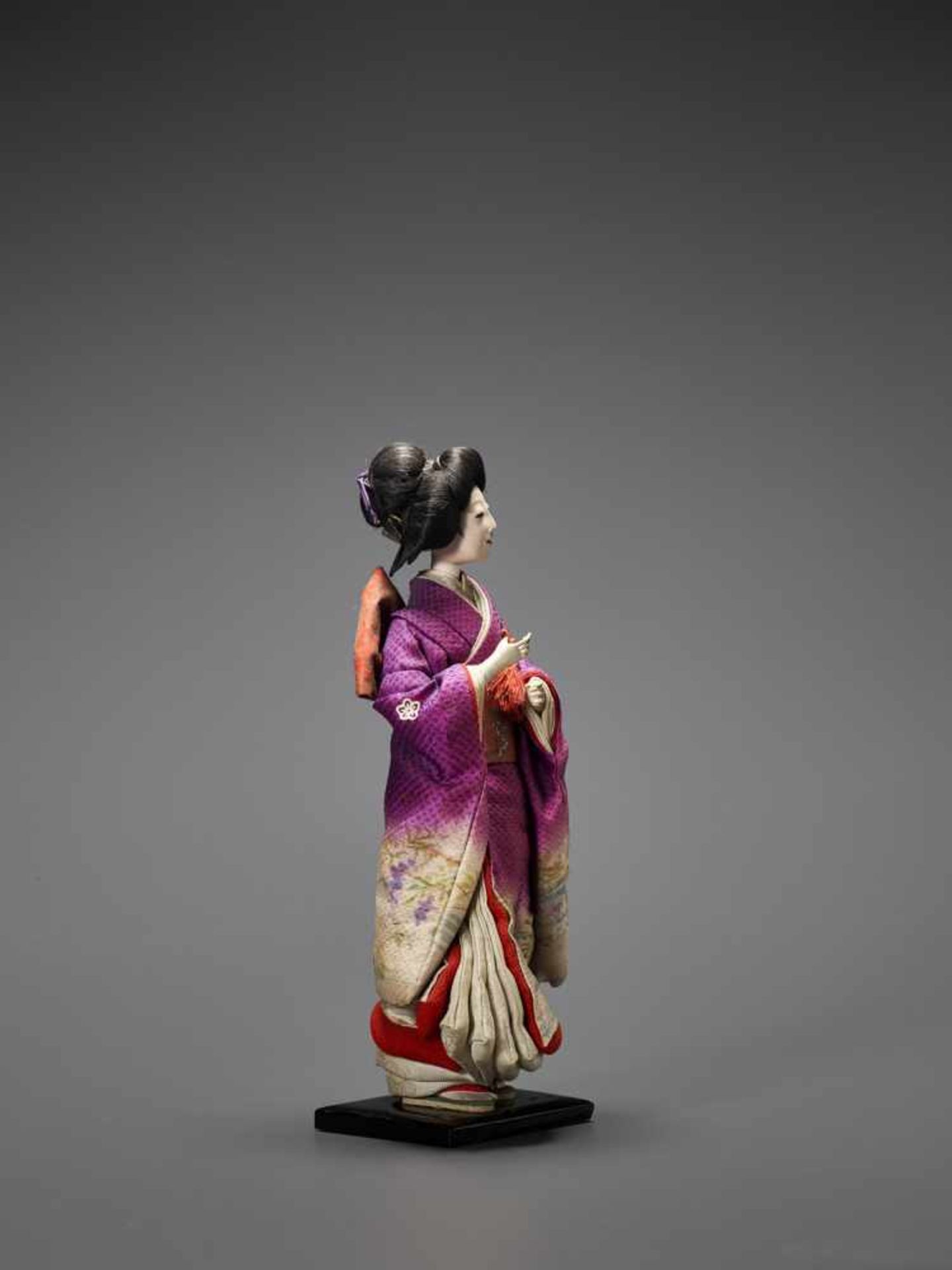 A FABRIC DOLL OF A GEISHA - Image 8 of 10