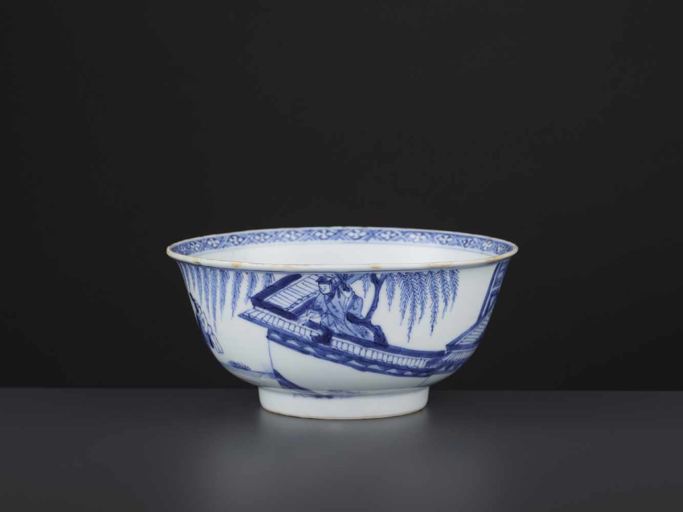 A BLUE & WHITE BOWL, KANGXI - Image 2 of 9