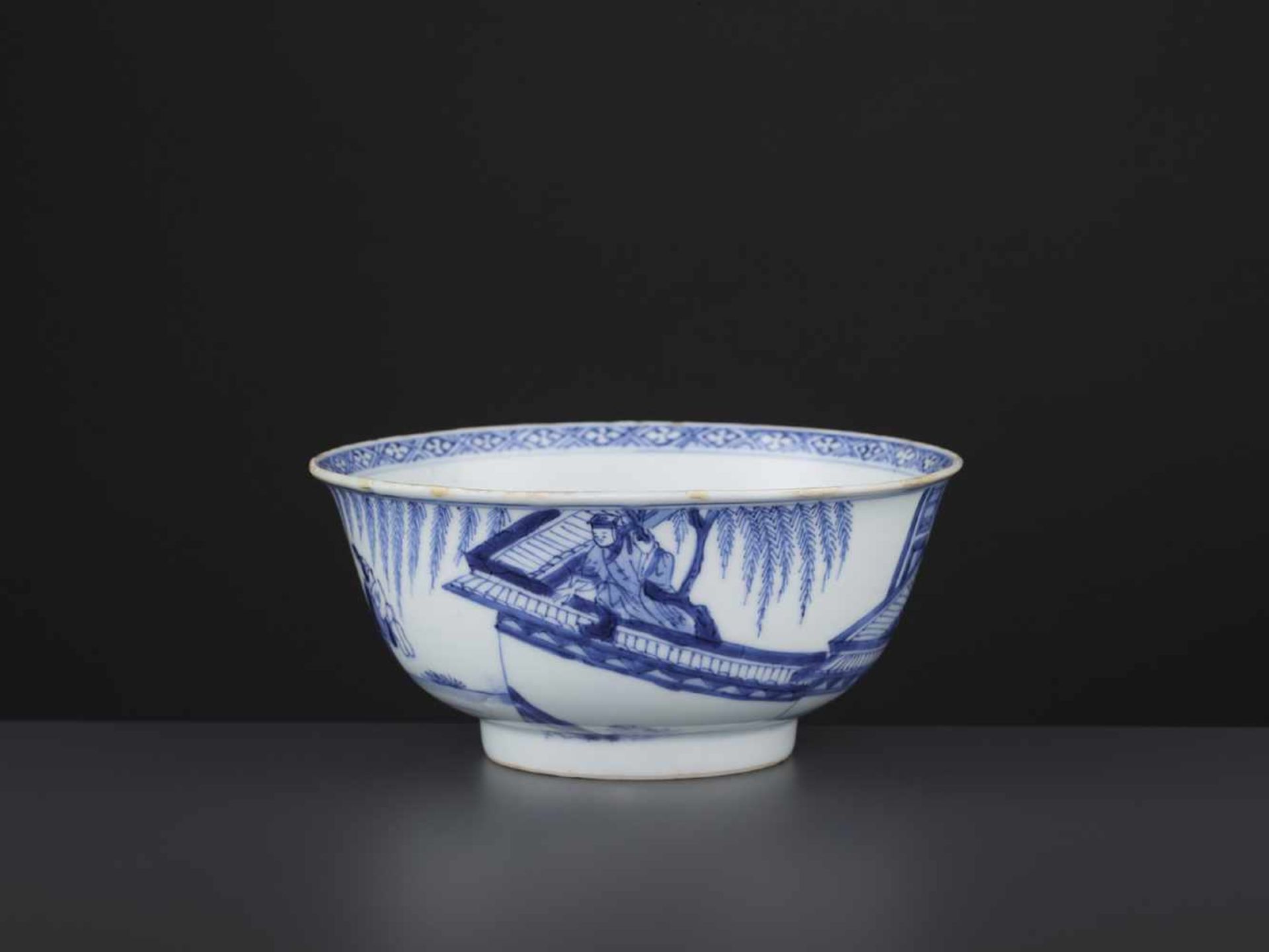 A BLUE & WHITE BOWL, KANGXI - Image 2 of 9