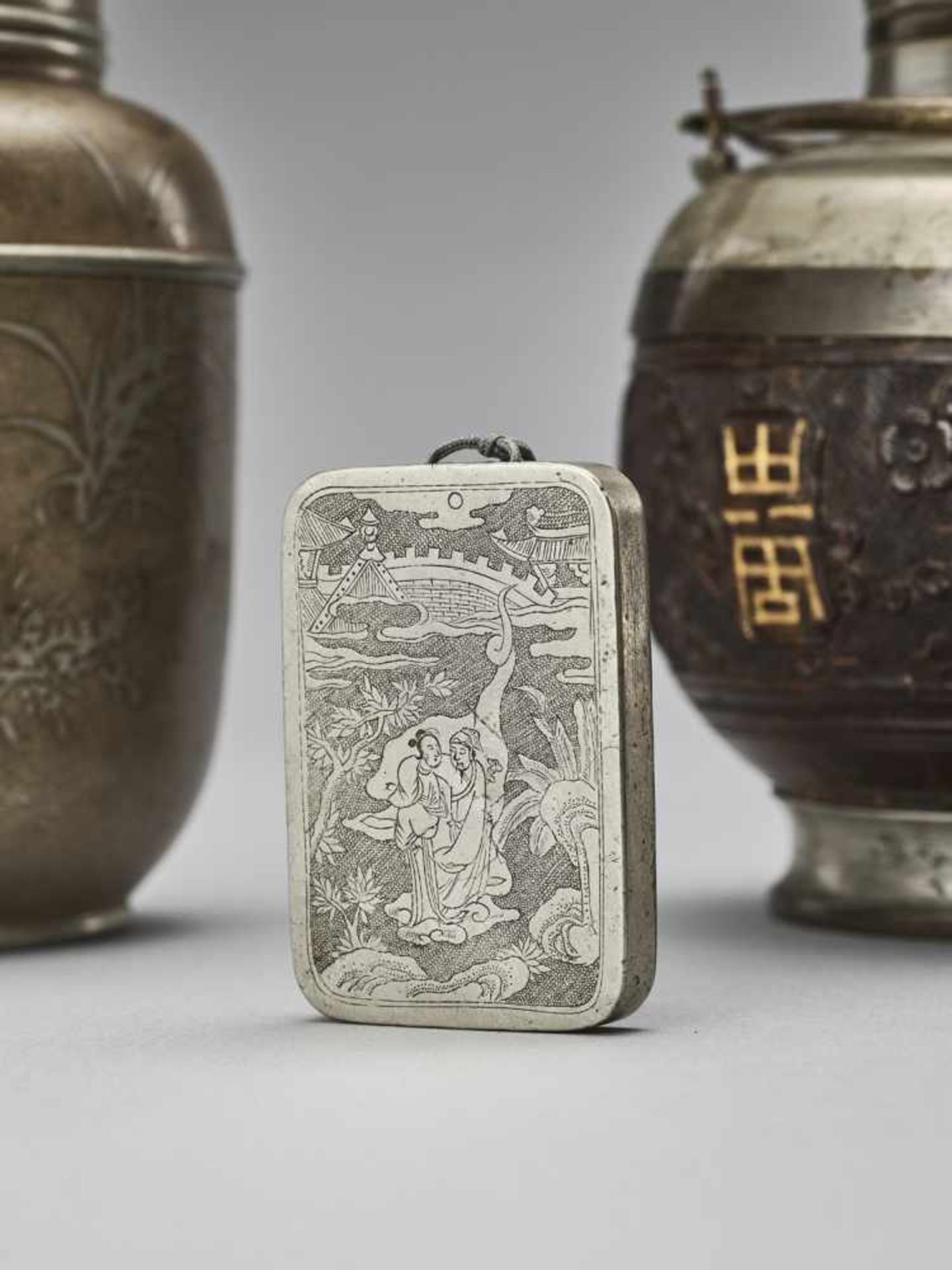 FIVE CHINESE SILVER AND PEWTER ITEMS INCLUDING A COCONUT BODY TEAPOT, QING - Bild 3 aus 11