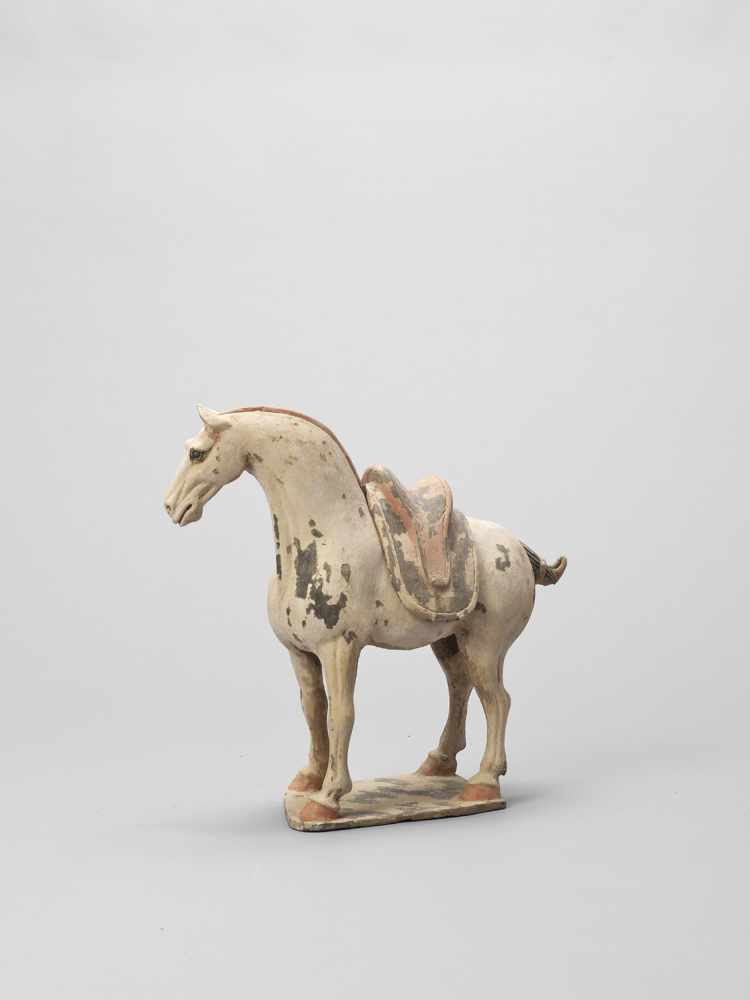 A TL-TESTED TERRACOTTA MODEL OF A HORSE, EARLY TANG - Image 2 of 6