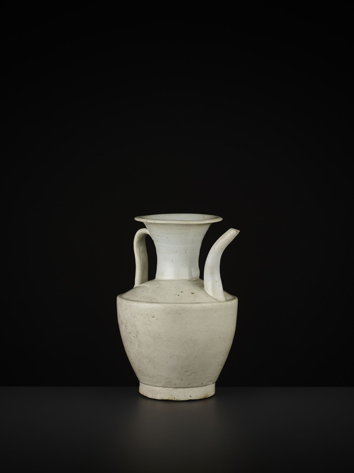 A DING WARE EWER, NORTHERN SONG - Image 4 of 11