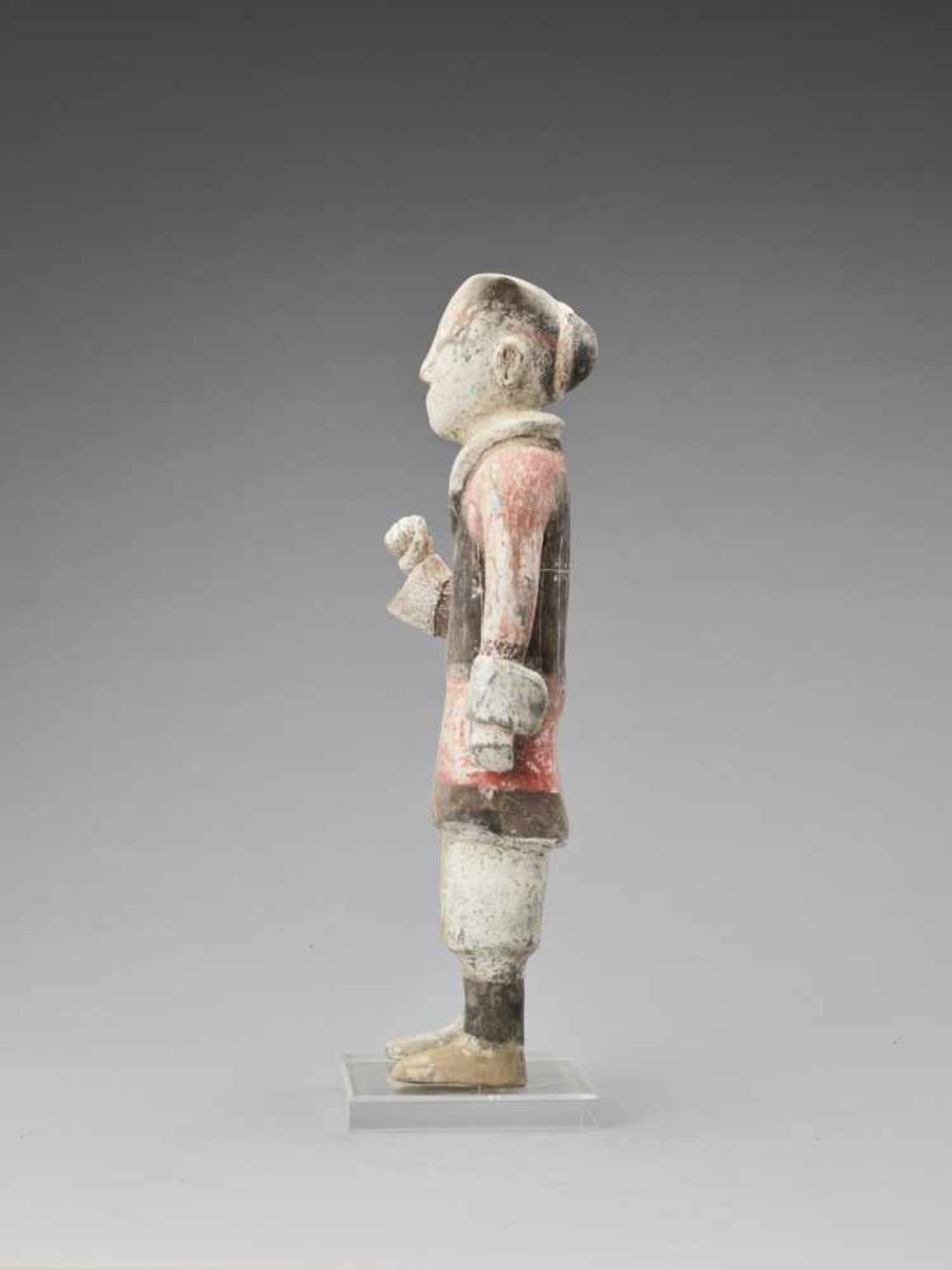 A TERRACOTTA FIGURE OF A GUARDIAN, HAN - Image 3 of 7