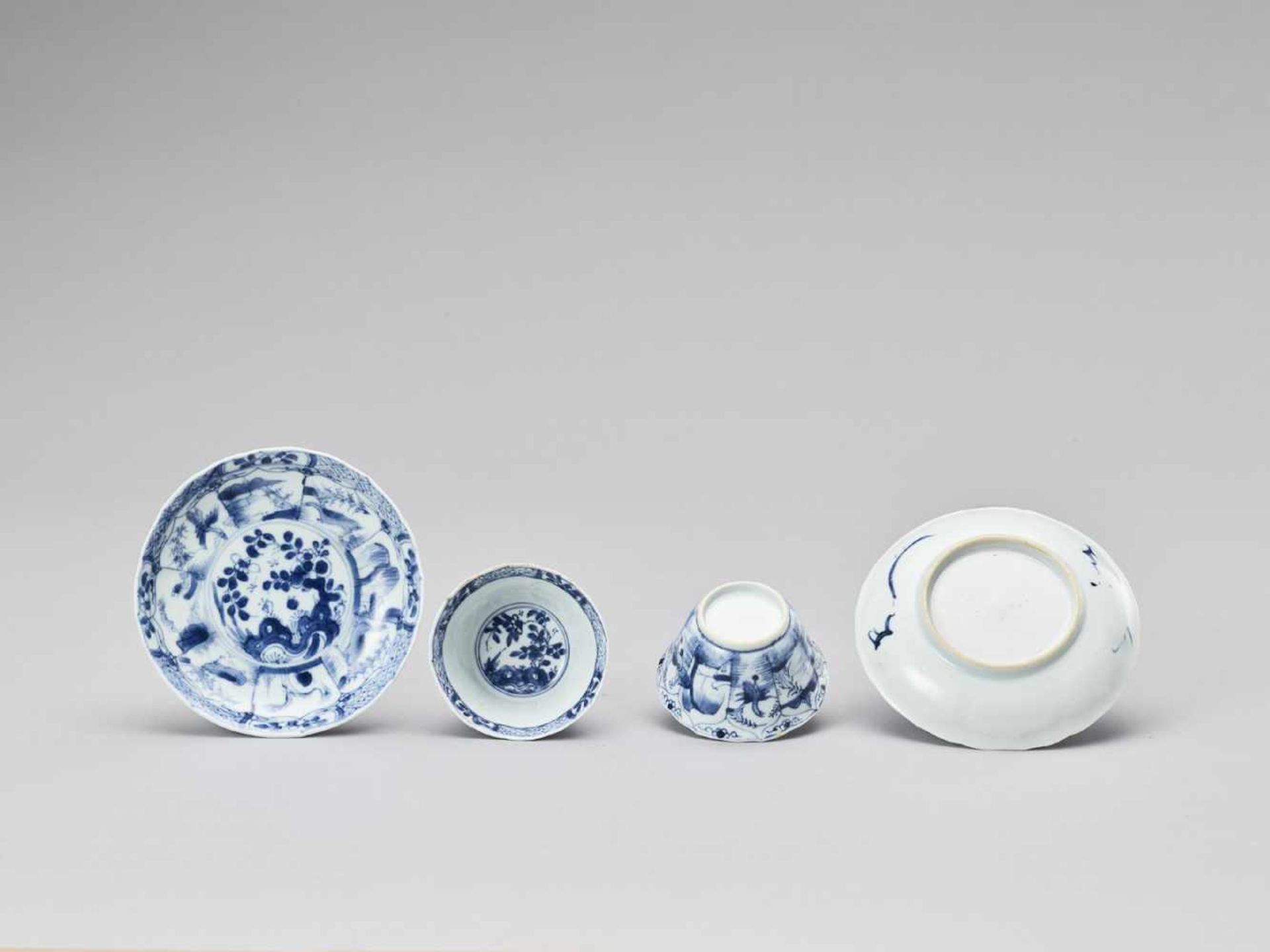 FIVE PAIRS OF BLUE AND WHITE CUPS WITH MATCHING PLATES - Image 9 of 11