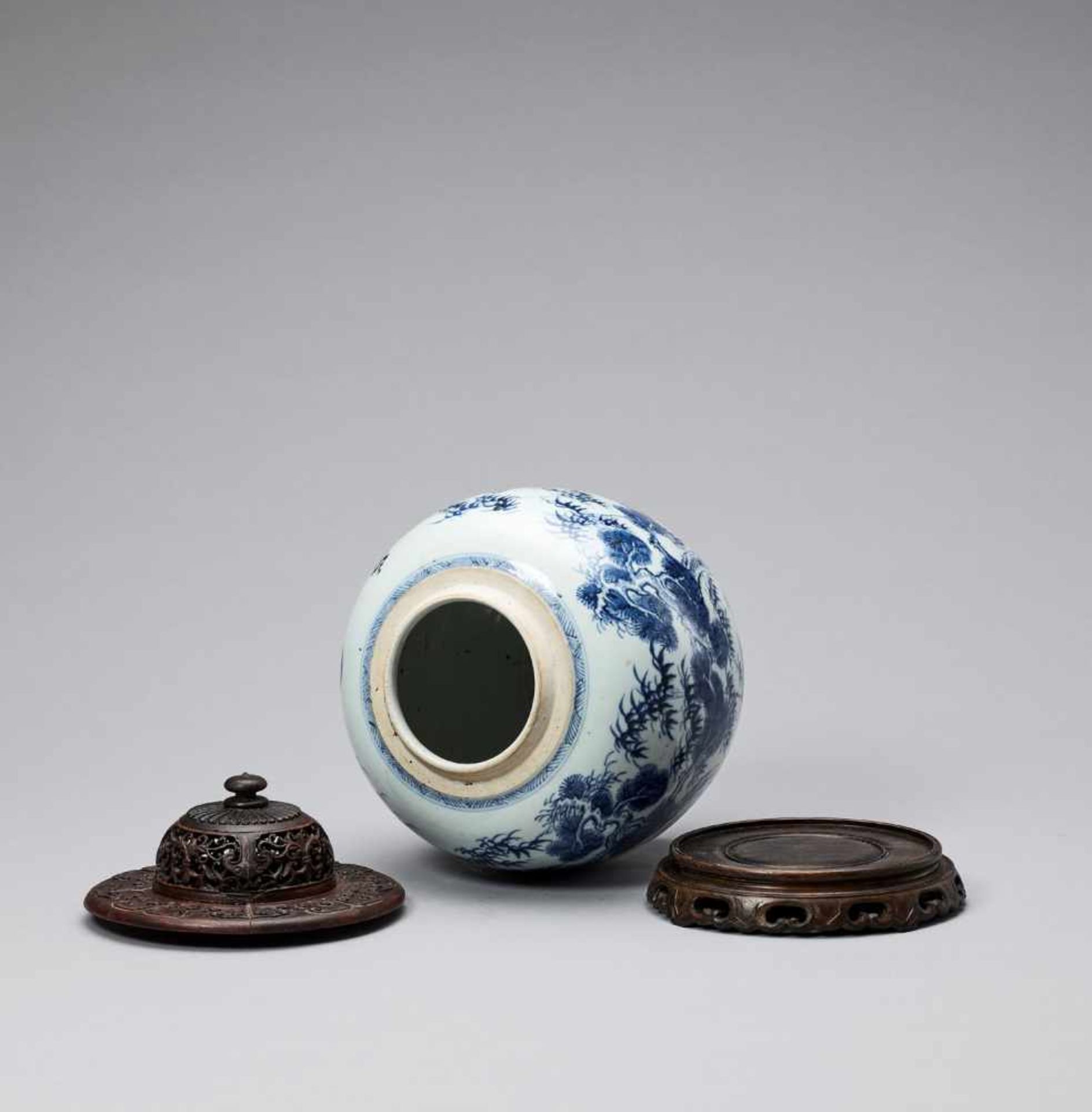 A BLUE AND WHITE GLAZED PORCELAIN ‘THREE FRIENDS OF WINTER’ GINGER JAR, KANGXI <br - Image 5 of 7