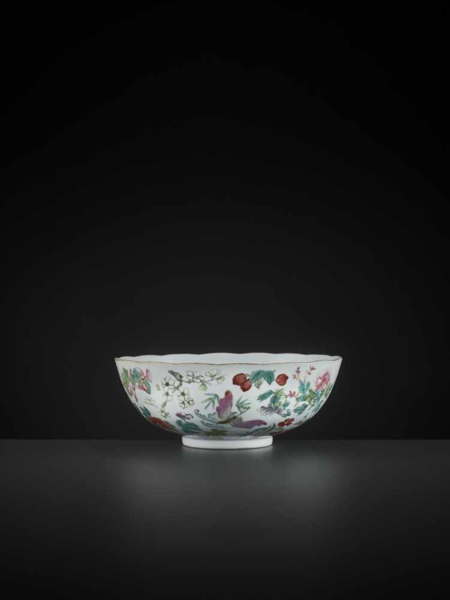 A LARGE BUTTERFLY BOWL, DAOGUANG MARK AND PERIOD - Bild 8 aus 12