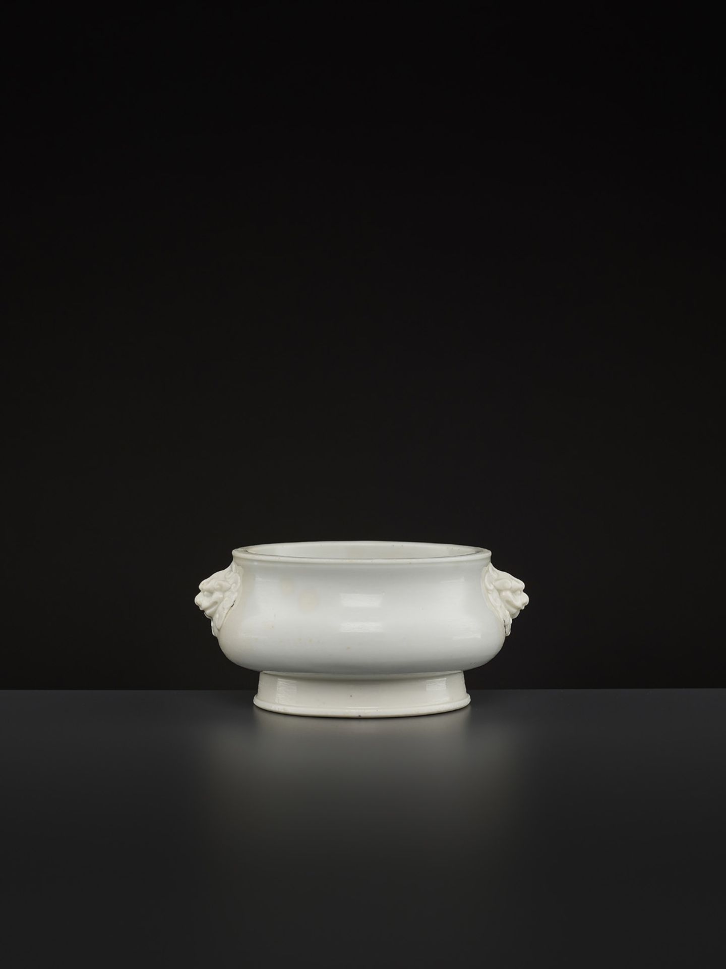 A DEHUA CENSER, 17TH/18TH CENTURY