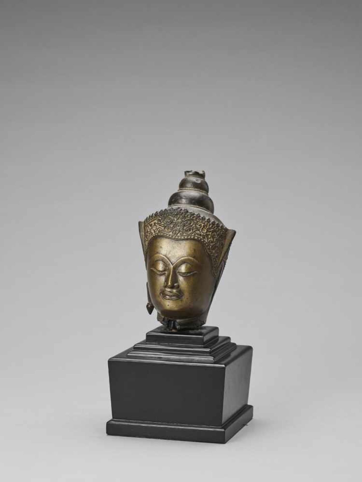 A BRONZE HEAD OF BUDDHA, AYUTTHAYA