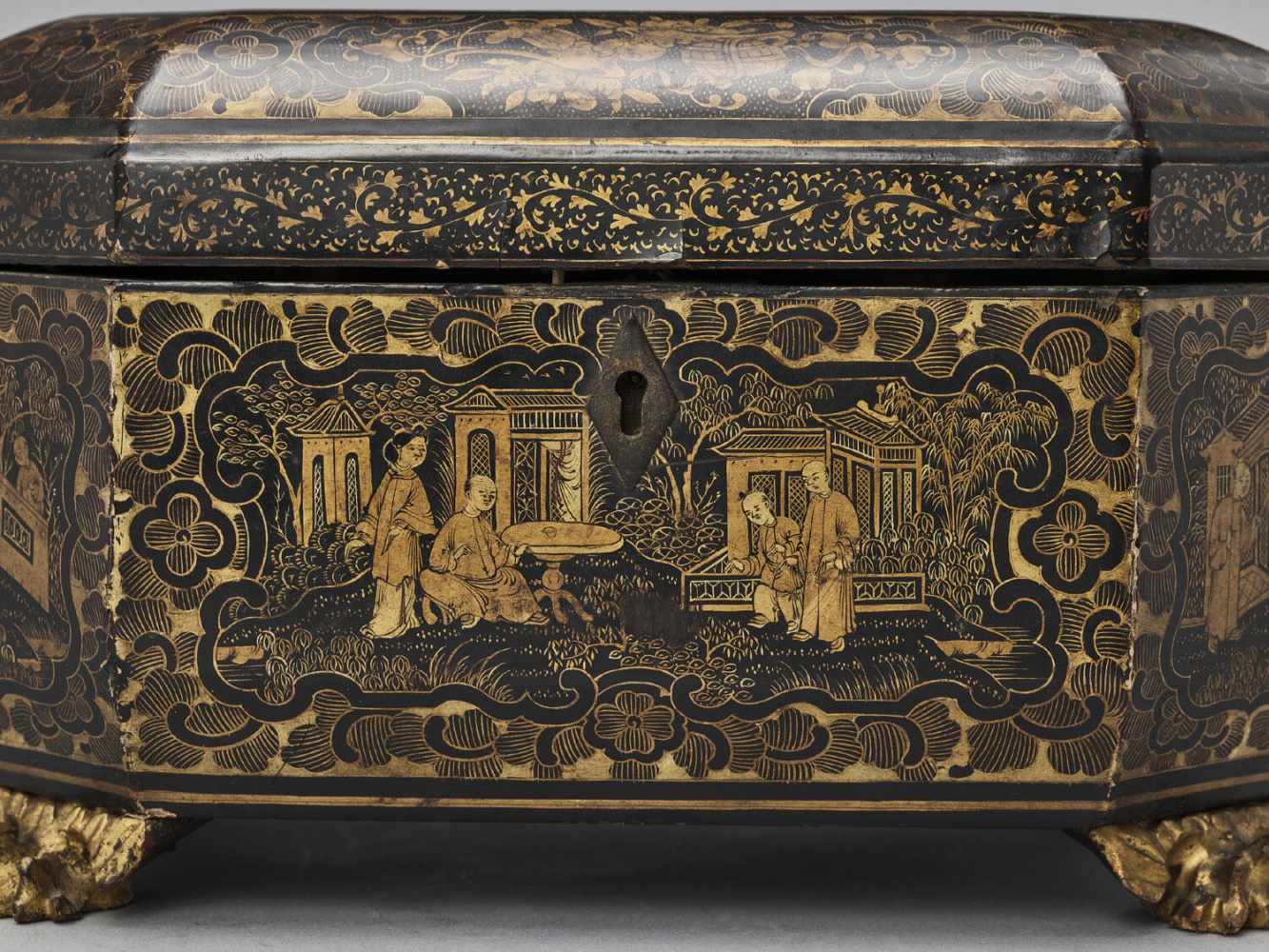 A CANTON LACQUER HEXAGONAL TEA CADDY WITH ORIGINAL TEA CONTAINERS, QING - Image 4 of 8