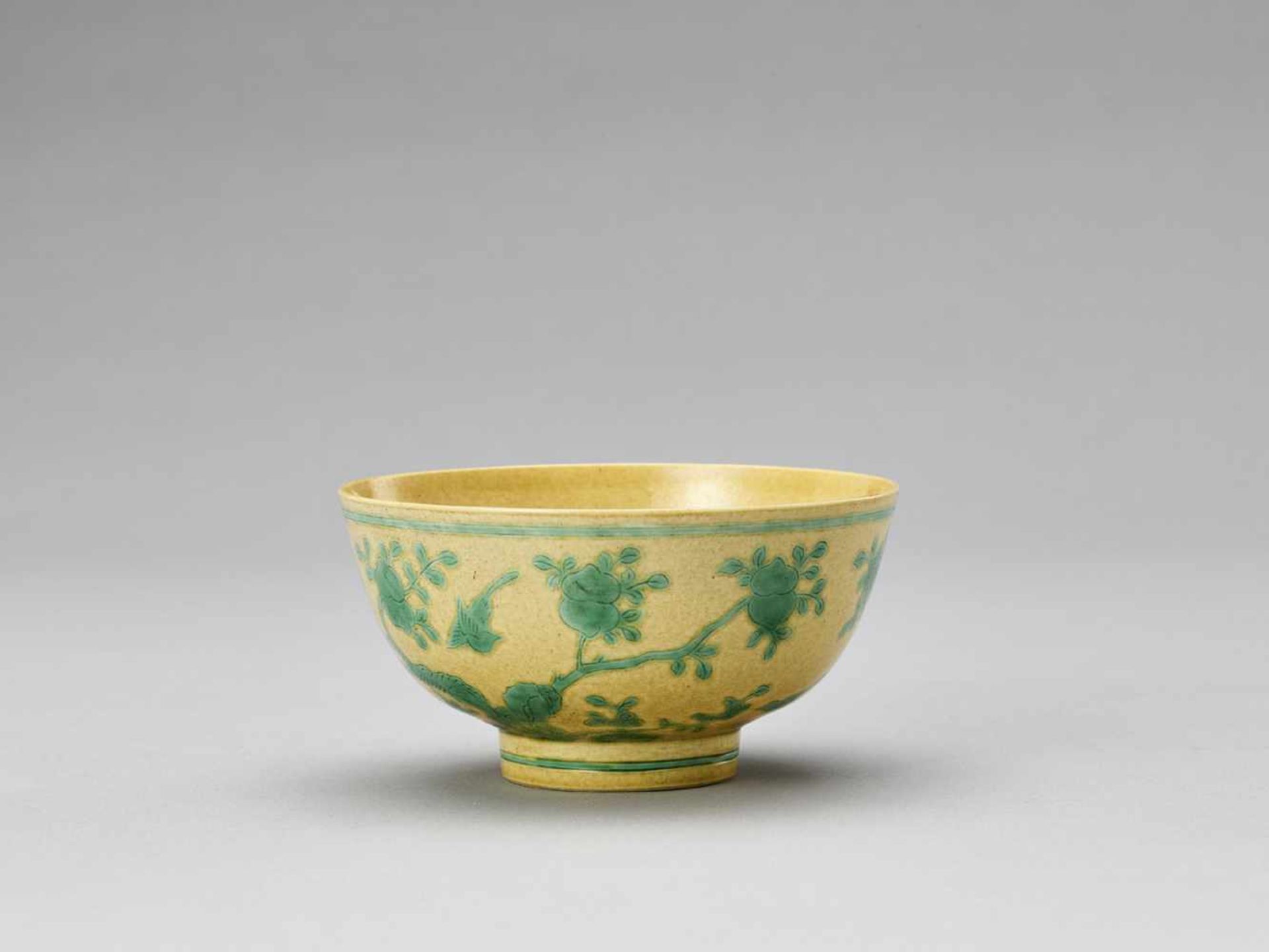 A YELLOW AND GREEN-GLAZED ‘PEONIES AND PEACHES’ BOWL, REPUBLIC <br - Image 2 of 8