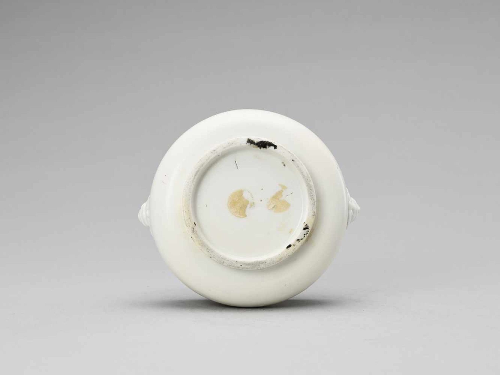 A DEHUA PORCELAIN CENSER, KANGXI - Bild 6 aus 6