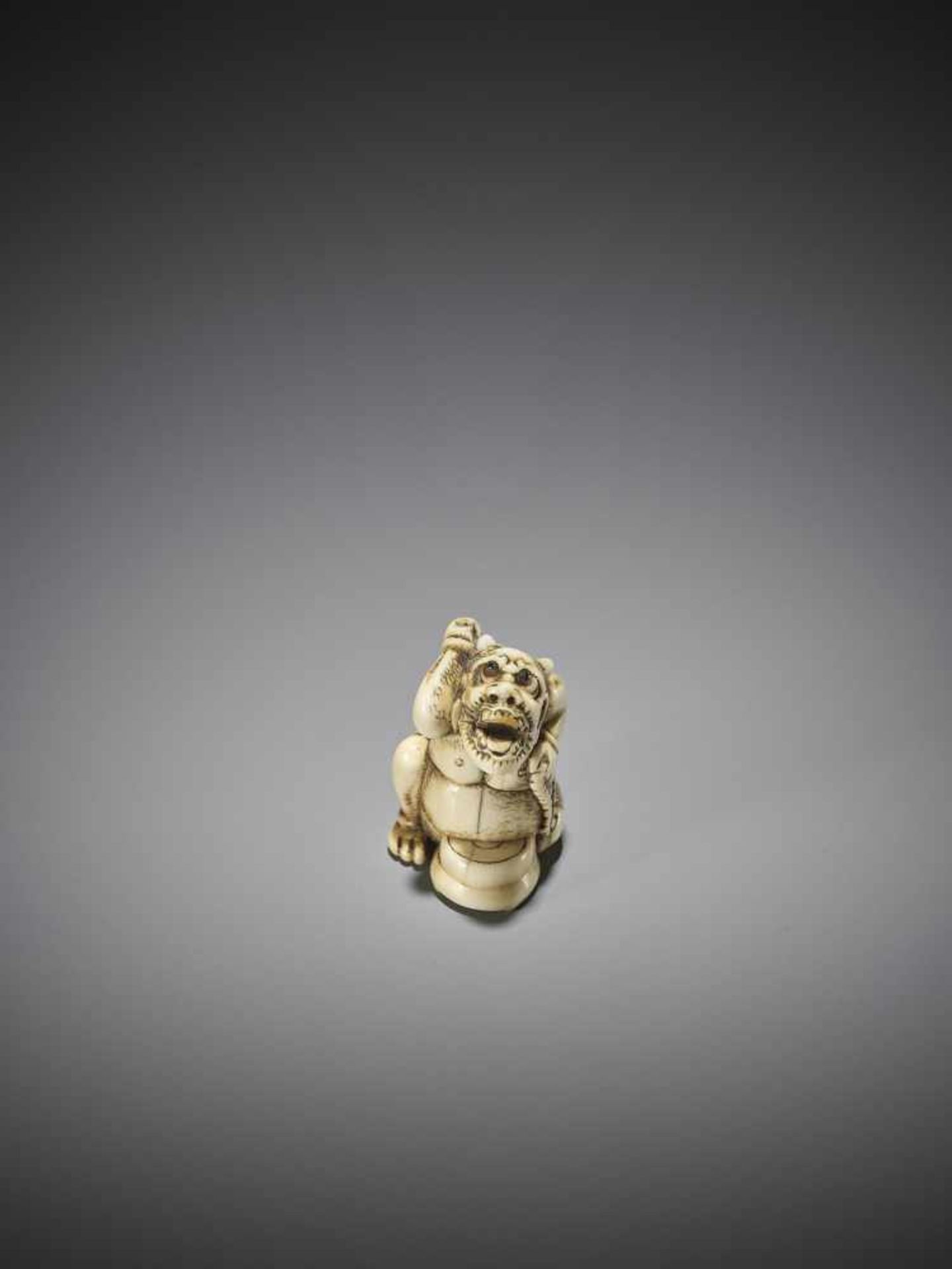 AN IVORY NETSUKE OF A CONVERTED ONI - Image 10 of 11