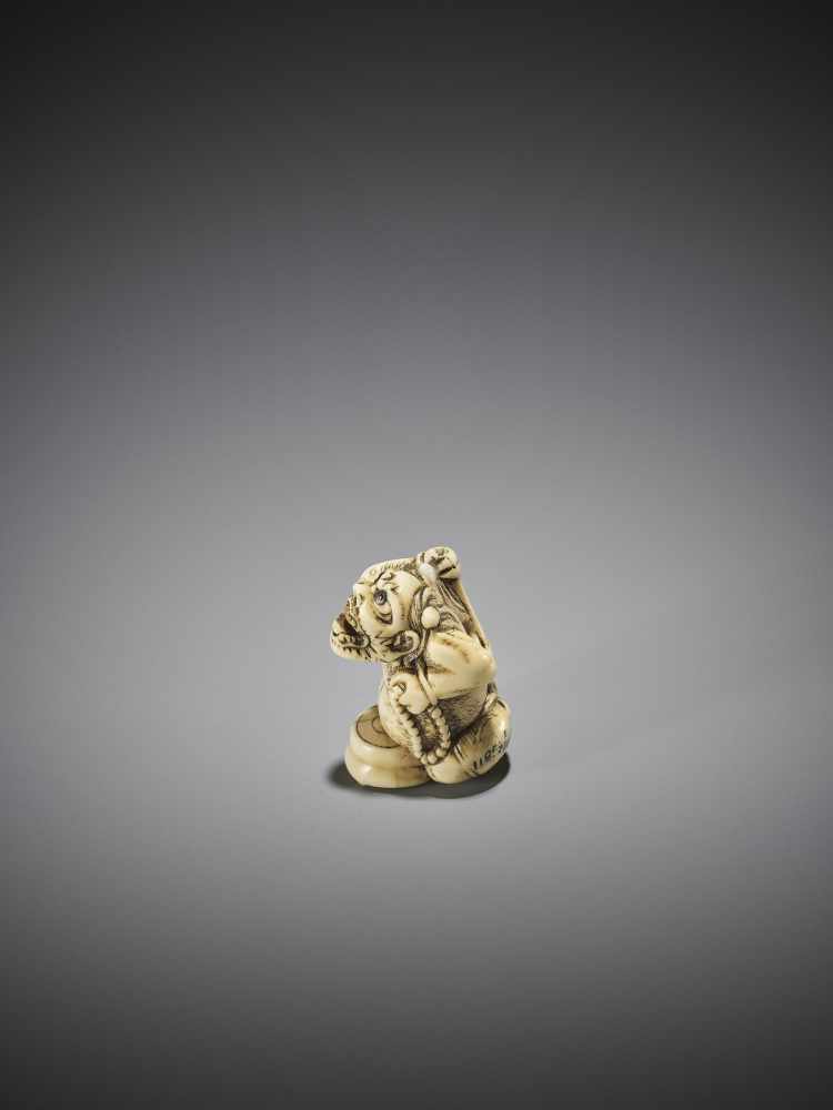 AN IVORY NETSUKE OF A CONVERTED ONI - Image 5 of 11