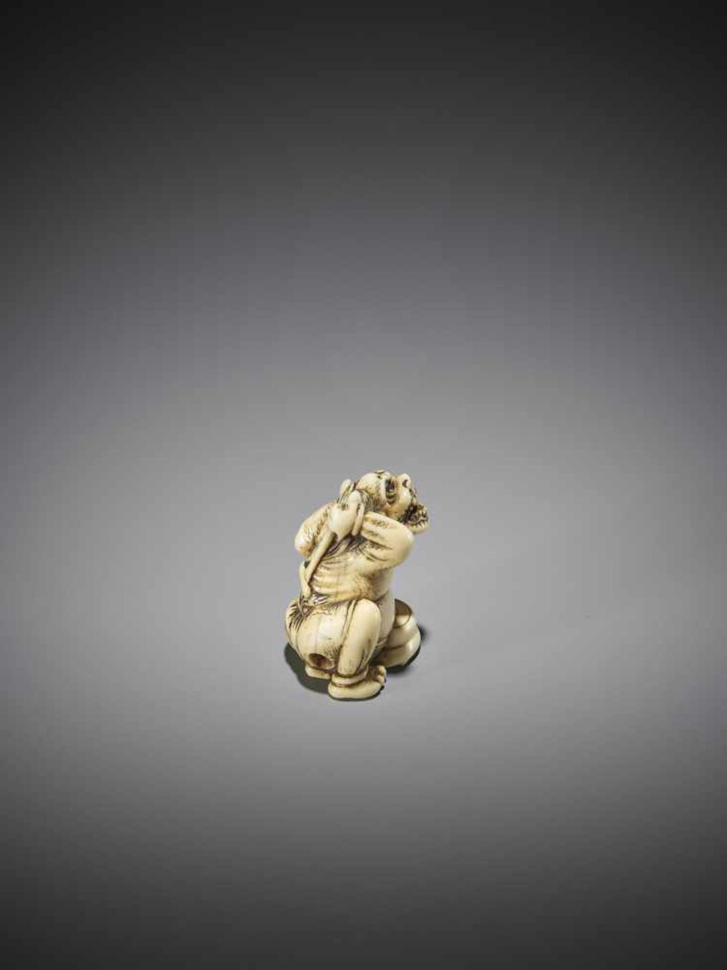 AN IVORY NETSUKE OF A CONVERTED ONI - Image 7 of 11