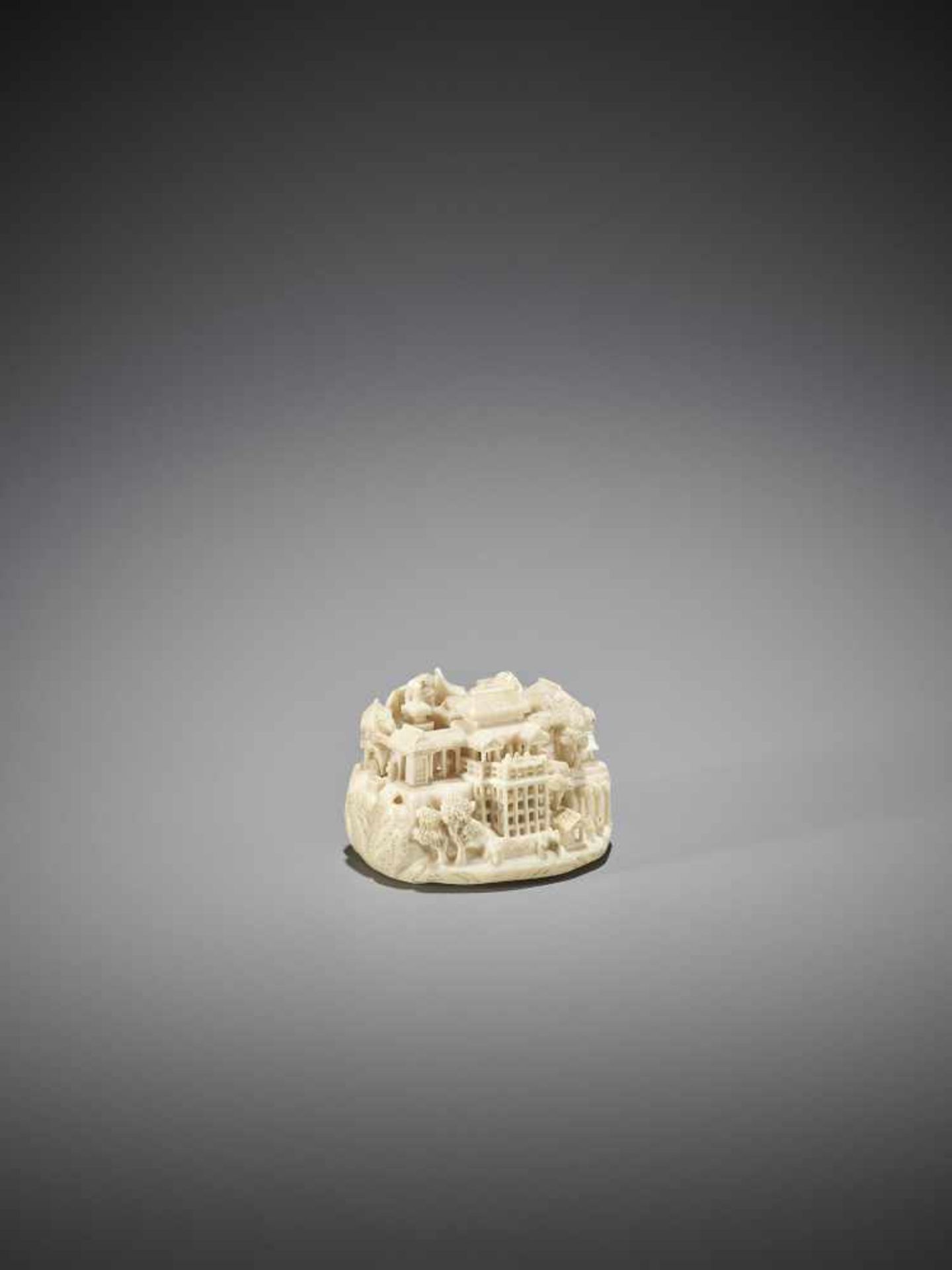 KAGETOSHI: A VERY FINE IVORY NETSUKE OF A ROSEI’S DREAM<b