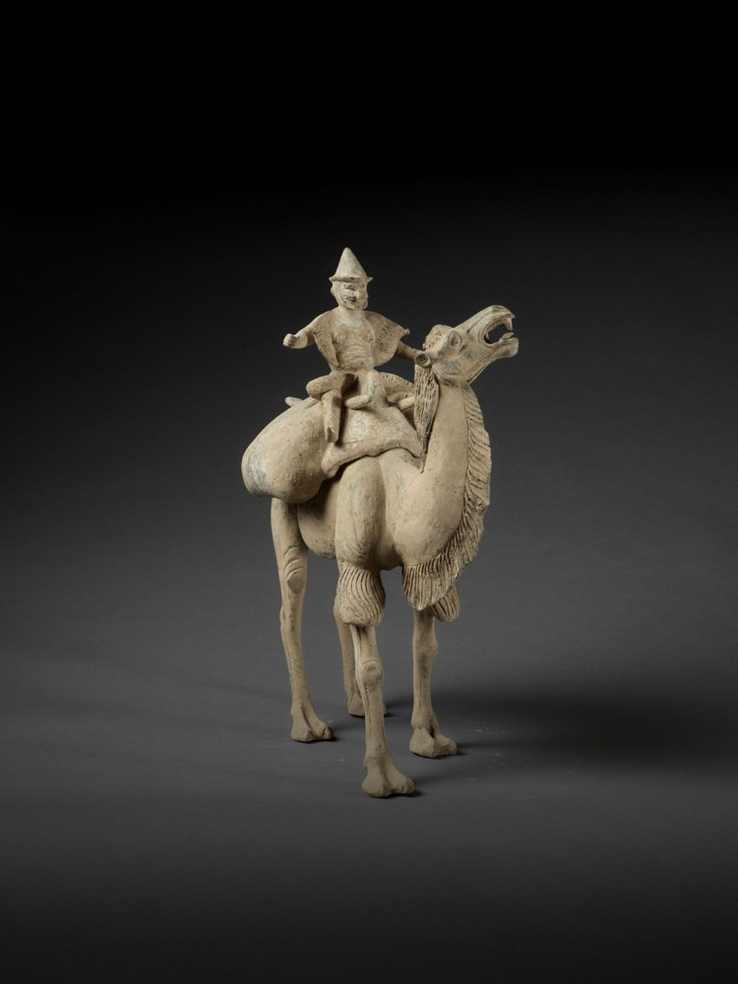 A MASSIVE POTTERY FIGURE OF A CAMEL AND RIDER, TANG DYNASTY - Bild 13 aus 16