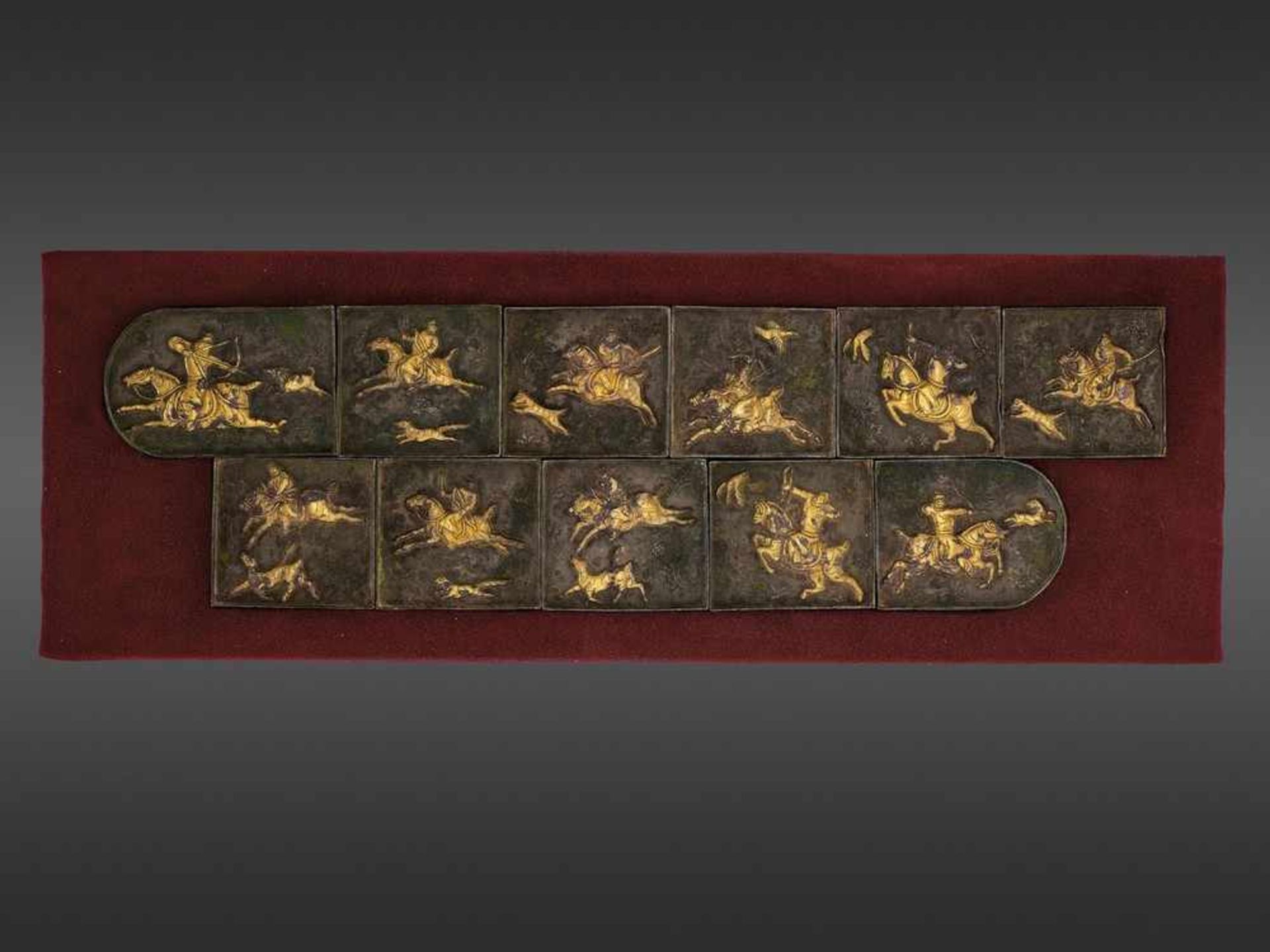 A RARE ‘HUNTING’ BELT MADE OF 11 PARCEL-GILT BRONZE PLAQUES <br - Image 4 of 5