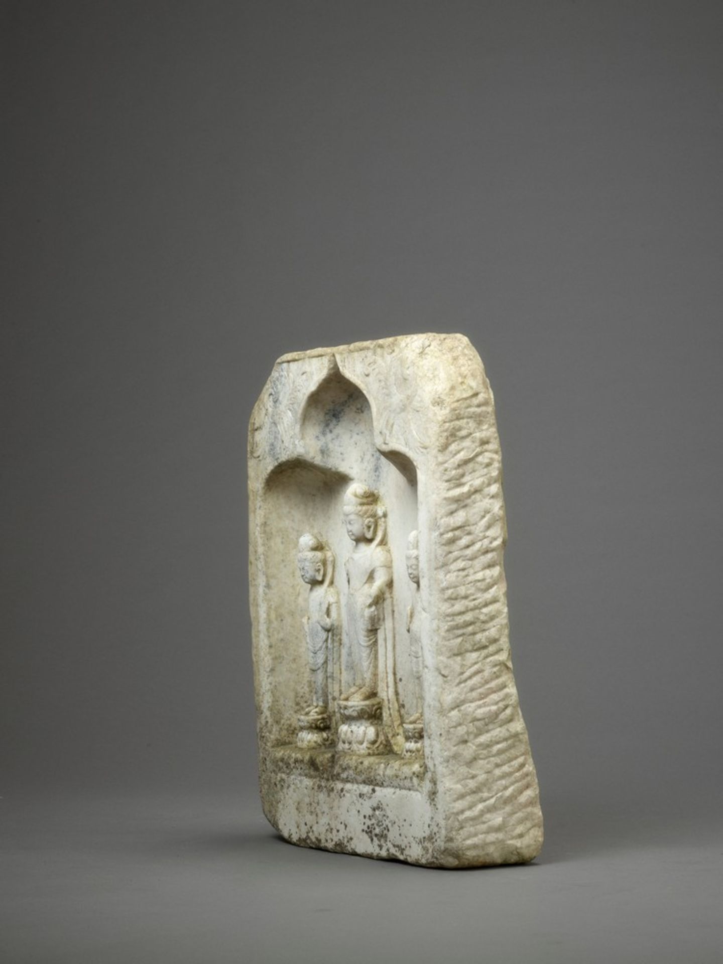 A WHITE MARBLE BUDDHIST STELE, NORTHERN QI DYNASTY - Image 4 of 10